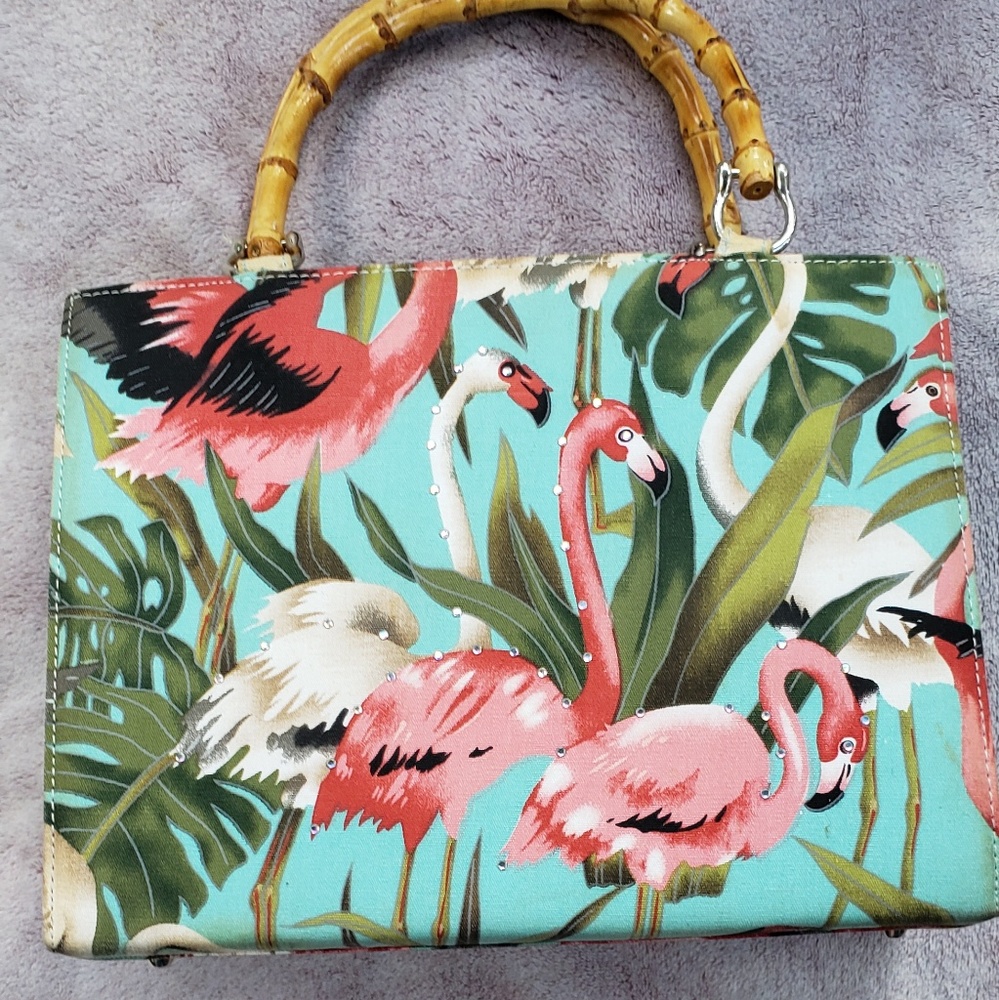 Tiannl  bag w/ bedazzled flamingos& bamboo handles